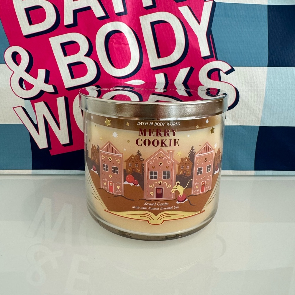 NEW!! BBW CANDLE MERRY COOKIE